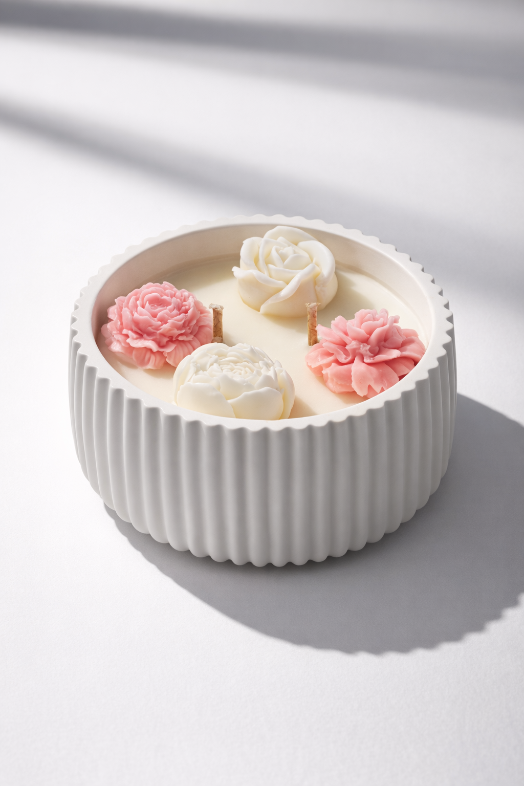 Vela aromática com Flores em Cera