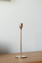 Castiçal Alto Dourado | Design Minimalista