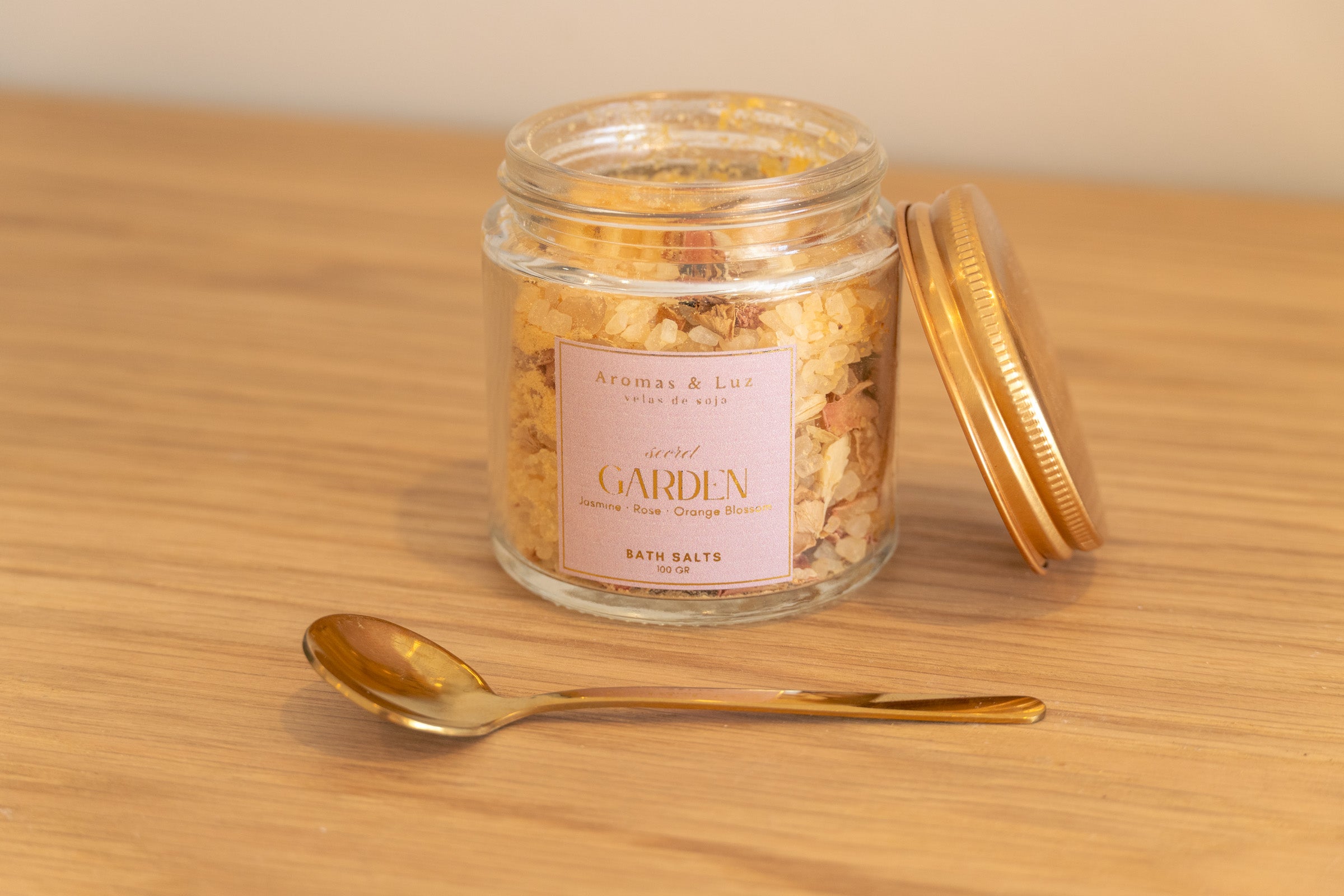 ⁠Sais de Banho 100g (c/ Colher Dourada) - Nova coleção