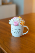 Caneca com Flores Eternas para Mãe – Presente Especial Dia da Mãe